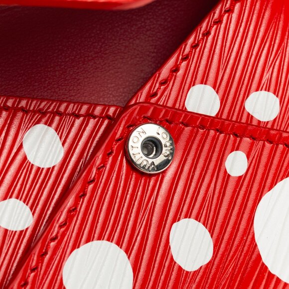 Louis Vuitton x Yayoi Kusama Kirigami Red Epi Dotted Pochette - Picture 7 of 10